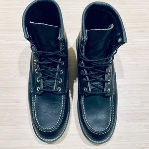 Red Wing Heritage Classic Moc Toe Boot